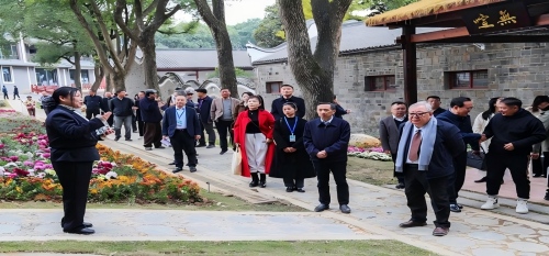 011(1).jpg 011(1).jpg